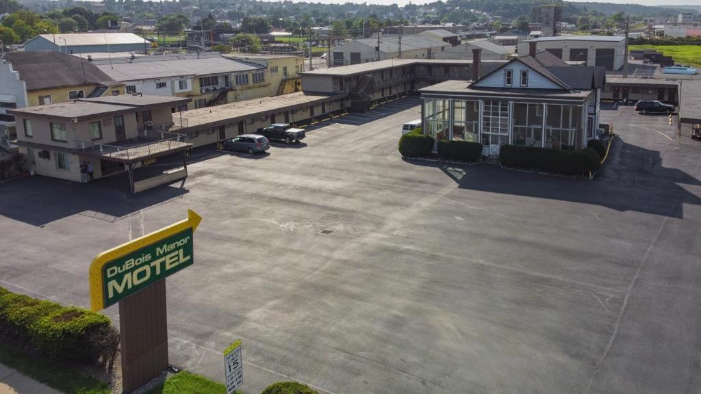 Dubois Manor Motel Exterior photo